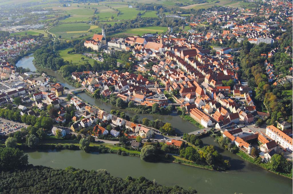 Aparthotel Donaustern Asbach-Baumenheim Екстер'єр фото