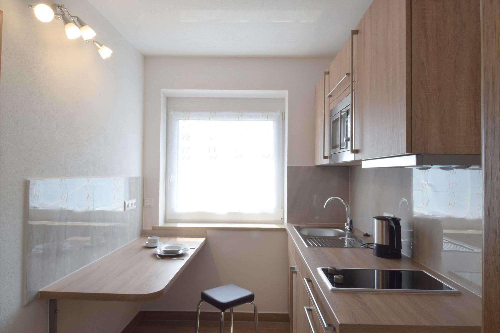 Aparthotel Donaustern Asbach-Baumenheim Екстер'єр фото